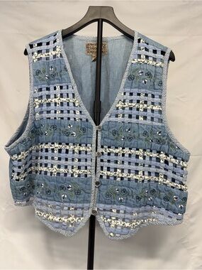 Tantrum Blues Denim Embroidered Vest Floral Cottagecore Tie Back 2X Vintage